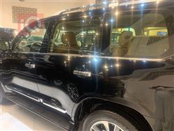 تۆیۆتا لاند کروزەر